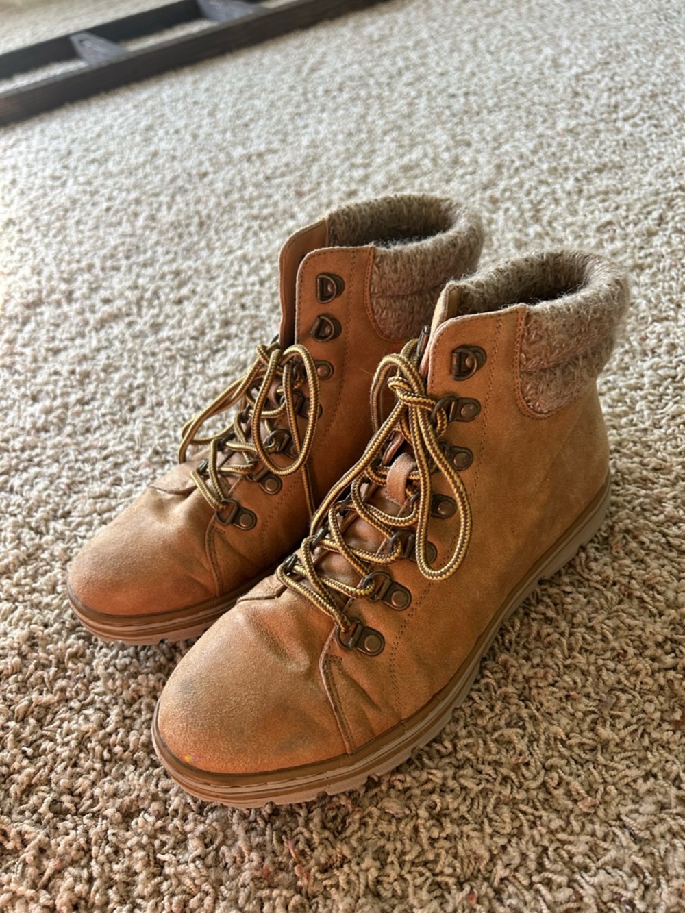 Cliffs by WHITE MOUNTAIN Tan Lace-Up Faux-Fur Lined Ankle Boots